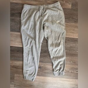 Nike Sweatpants